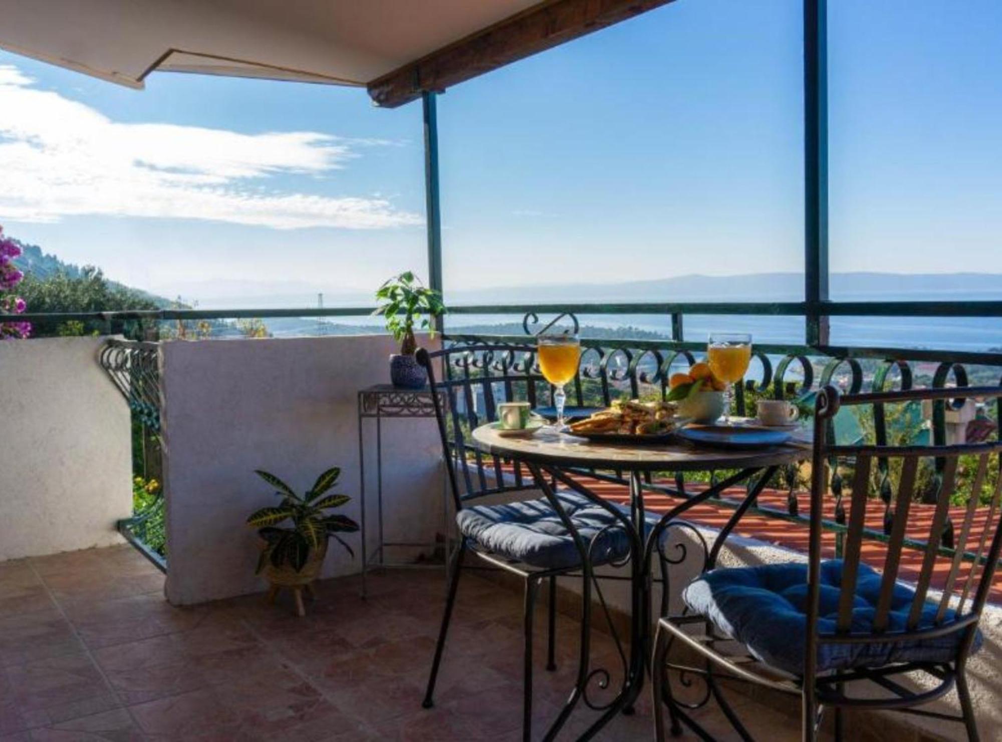 Moreta Villa *